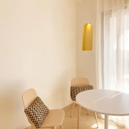 Apartment La Fleur Immortelle